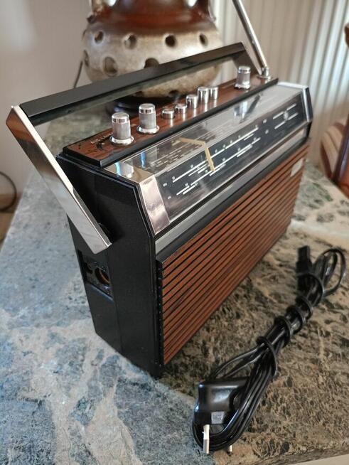Stare Zabytkowe Radio UNIVERSUM ATR5936 Vintage