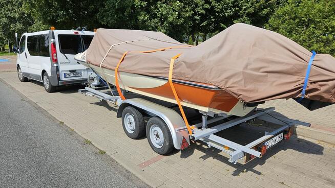 motorowka Glastron 174 z silnikiem 140 KM + przyczepka