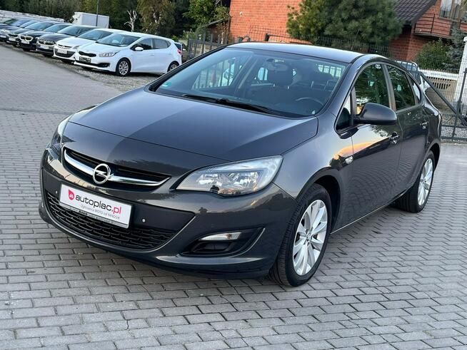 Opel Astra *Benzyna*Sedan*Gwarancja*