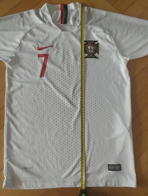 Sprzedam koszulkę Christiano Ronaldo Nike nr 7 Portugalia