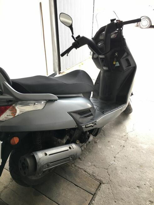 Skuter, motor Kymco Dink 200 i