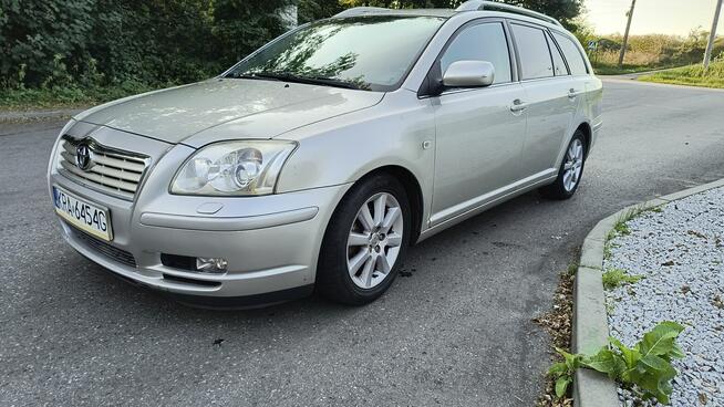 Toyota Avensis kombi 2004