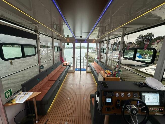 Rejsy po jeziorze Drwęckim kanale Ostródzko-Elbląskim Czarte