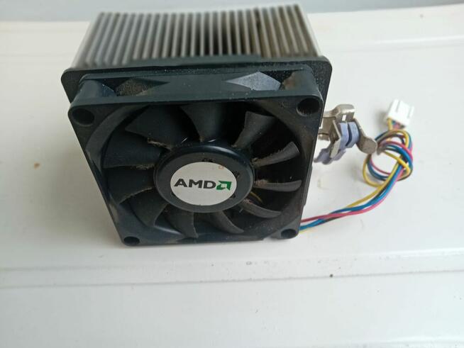 Komputer PC z Win XP PL (1,5 GB RAM), USZKODZONY.