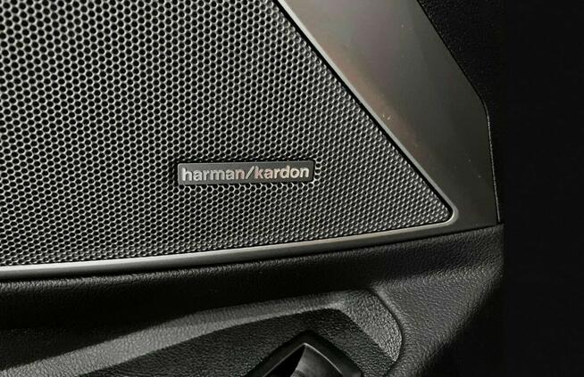 BMW 330i xDrive Touring M-sport H/K Hak