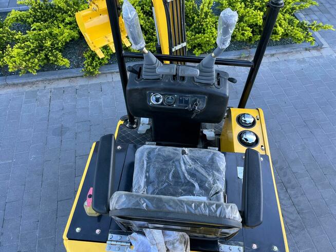 Nowa Minikoparka GG1050 od Gunter Grossmann