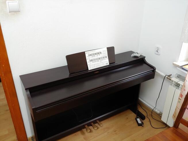 Pianino cyfrowe Yamaha Arius YDP-163 stan idealny