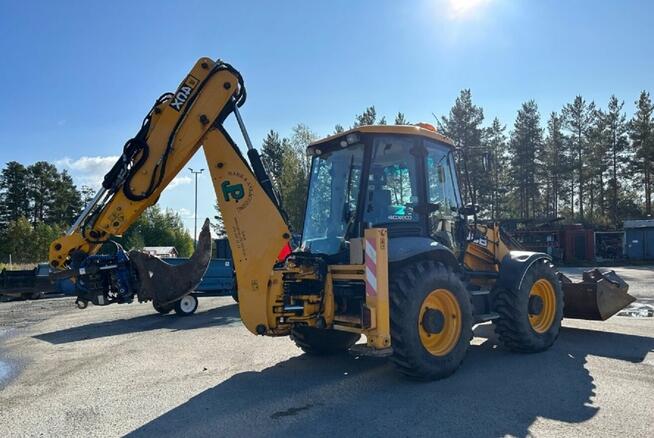 2012 Koparko-ładowarka JCB 4CX