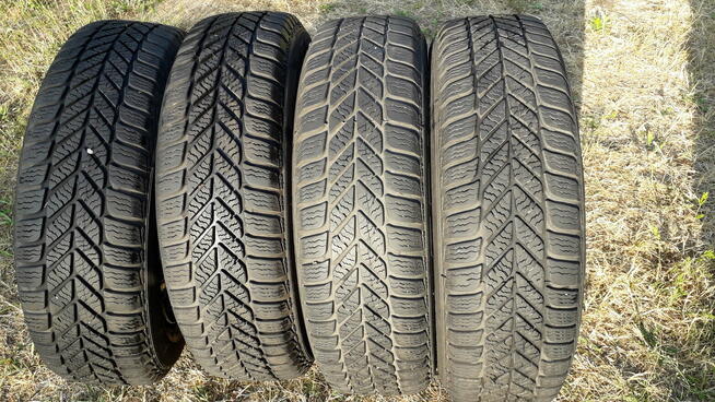 4 kólka do samochodu osobowego