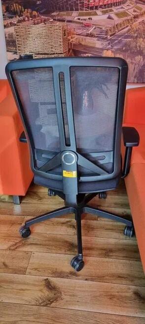 Fotel biurowy RIM FLEXI czarny