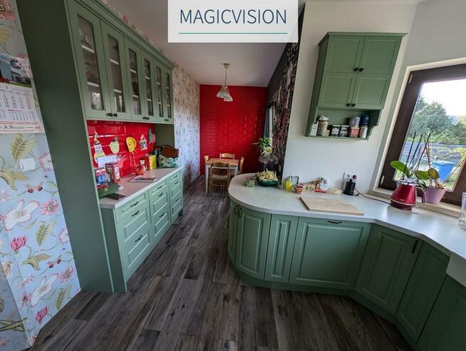 Nowoczesna willa w Woli Batorskiej na 22ar