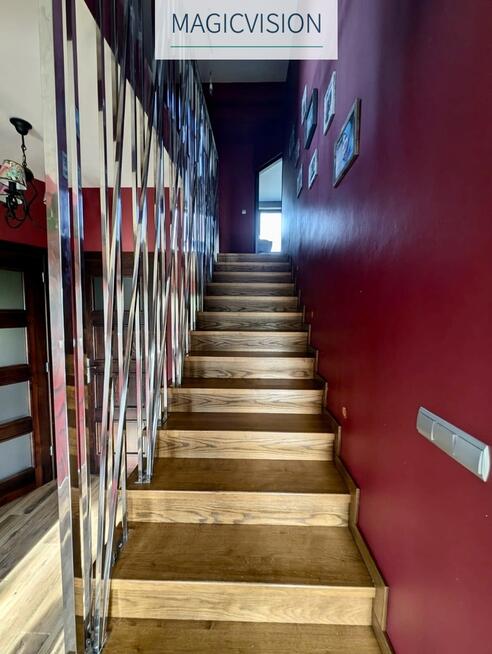 Nowoczesna willa w Woli Batorskiej na 22ar