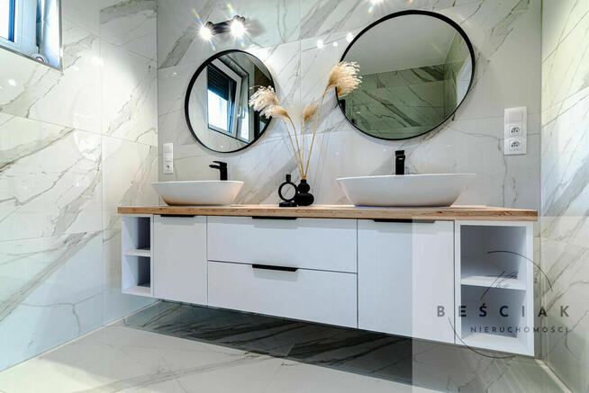 Nowy dom koło Pilzna