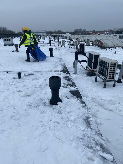 Usługi odśnieżania - odśnieżanie dla firm i osób prywatnych