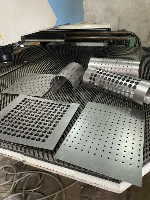 Sita , perforacje blach , panele ozdobne