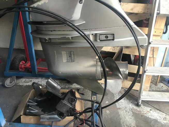 Silnik zaburtowy Honda 225 km 4 takt