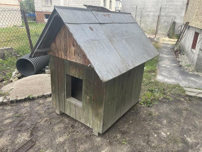 BUDA OCIEPLANA DLA DUŻEGO PSA