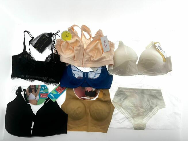 Mix bielizny Triumph i Sloggi