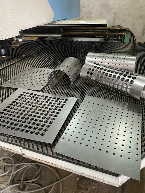 Sita , perforacje blach , panele ozdobne