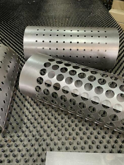 Sita , perforacje blach , panele ozdobne