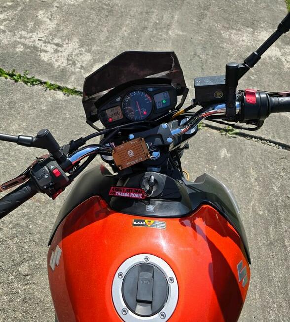 Motocykl Suzuki GSR600
