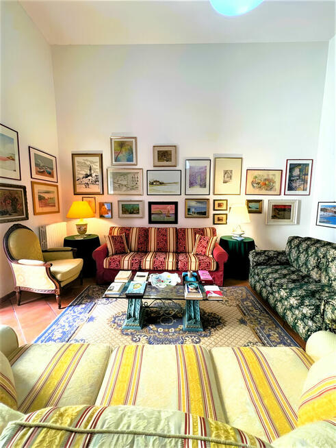 Mieszkanie w kamienicy, Piazza Portanova Salerno