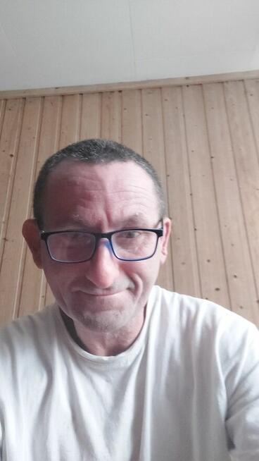 Samotny pozna panią