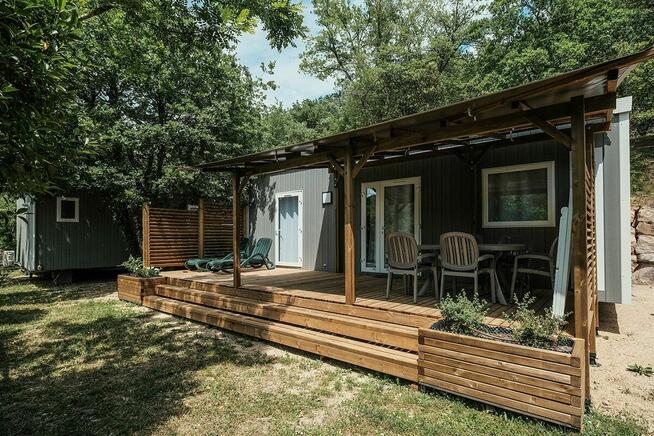 ZADASZENIE DOMKU HOLENDERSKIEGO lub PRZYCZEPY KEMPINGOWEJ