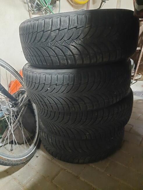 Opony zimowe Nexen 195/55 R16 komplet 4 sztuki