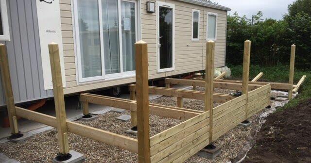 ZADASZENIE DOMKU HOLENDERSKIEGO lub PRZYCZEPY KEMPINGOWEJ