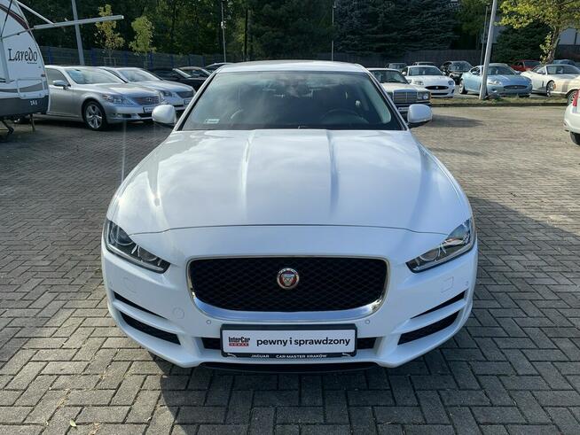 Jaguar XE 2.0d 180 KM