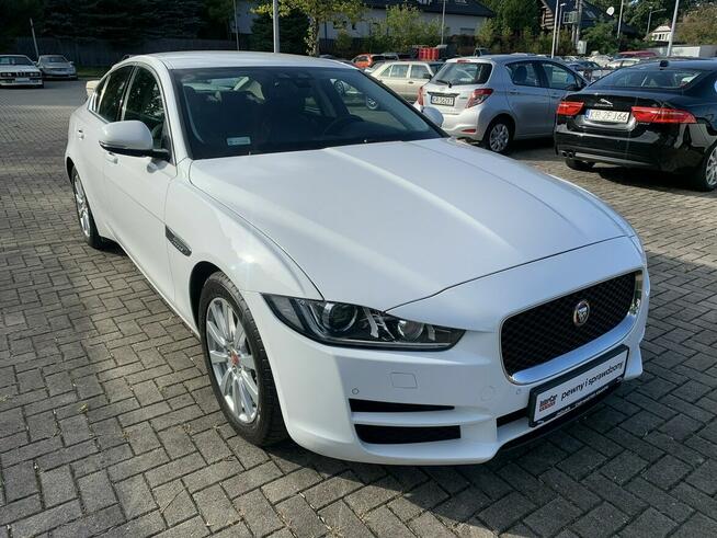 Jaguar XE 2.0d 180 KM