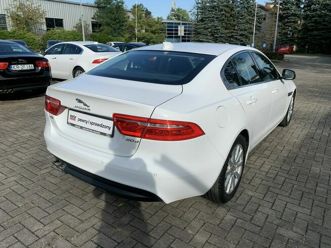 Jaguar XE 2.0d 180 KM