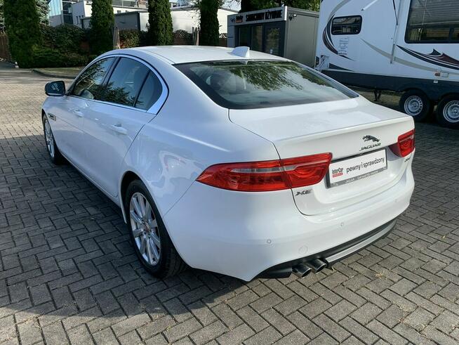 Jaguar XE 2.0d 180 KM