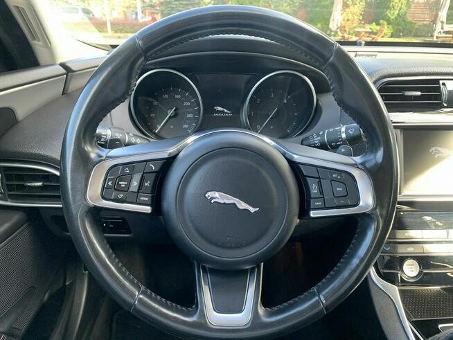 Jaguar XE 2.0d 180 KM