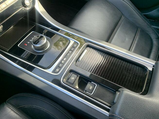 Jaguar XE 2.0d 180 KM