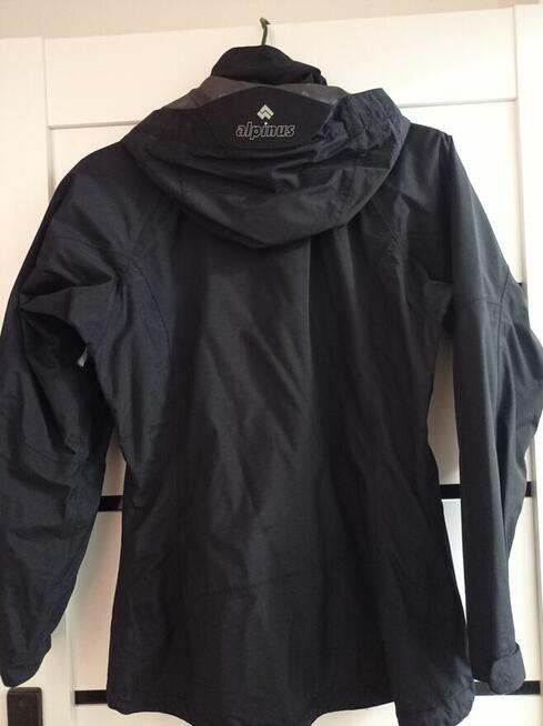 Damska kurtka Alpinus.