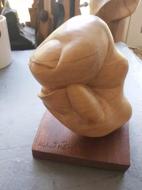 Rzeźba w drewnie ,,Sen, w którym chwytam,,