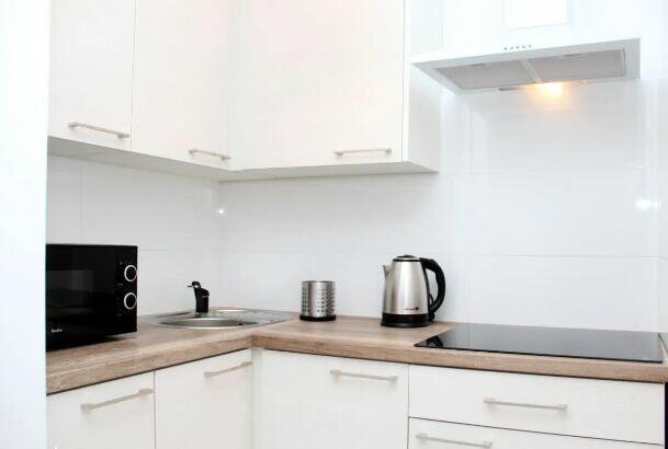 pokój dwuosobowy 150m UE (os. Gwiazdy) możliwy wynajem dla 1