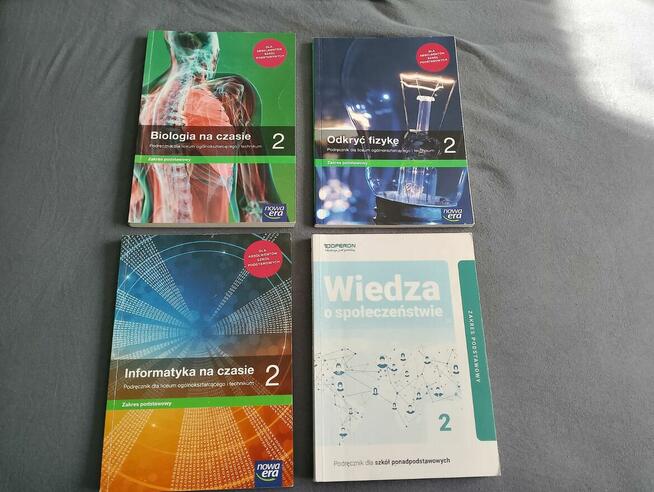 Sprzedam podręczniki szkolne