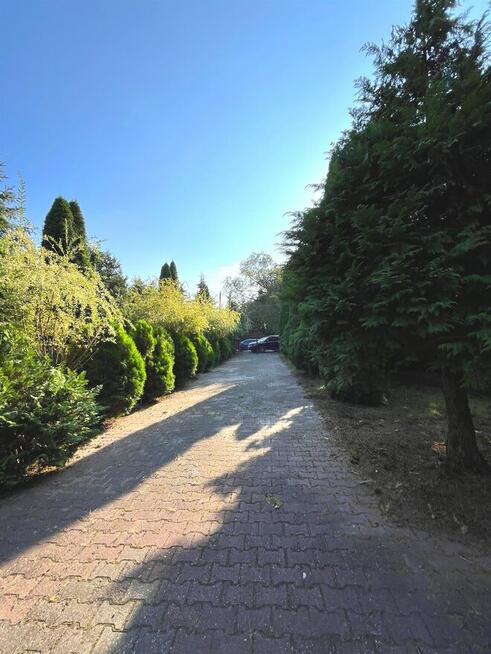 Dom z dwoma stawami i basenem Krobia