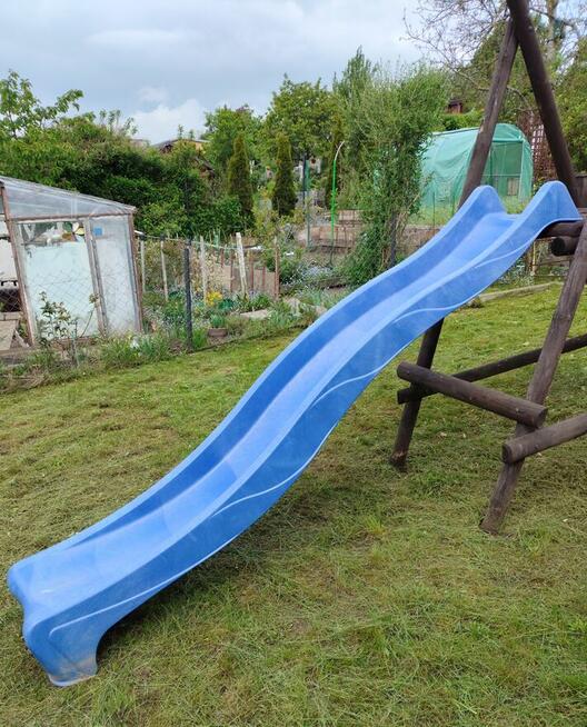 Zjeżdżalnia dla dzieci