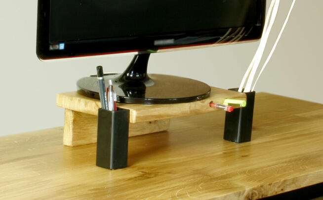 Podstawka dębowa pod monitor, tablet, laptopa. Producent