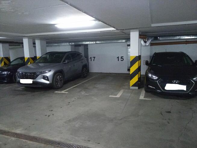 Miejsce parkingowe Targówek ul. Remiszewska/ róg z Radzymińską