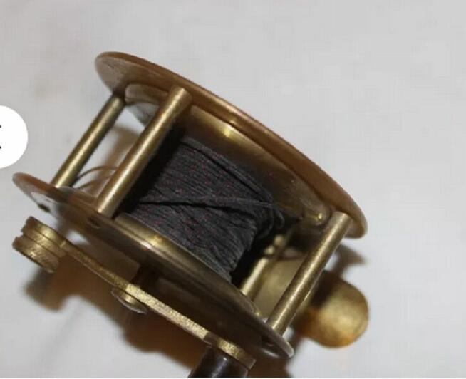 100 letni kołowrotek mosiężny