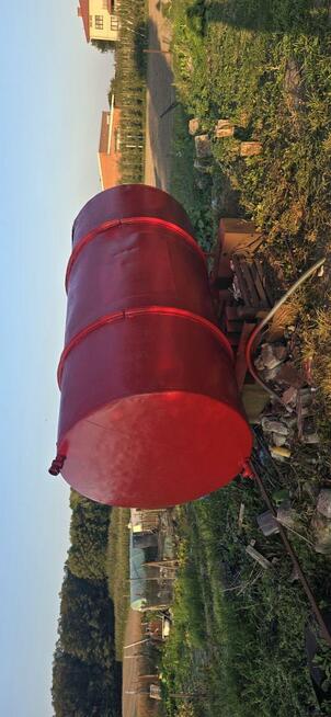 Witam sprzedam beczkę Używana była do podlewania i podgrzew