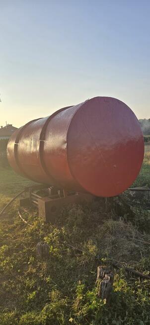 Witam sprzedam beczkę Używana była do podlewania i podgrzew