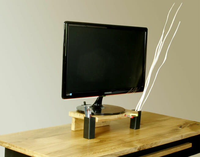 Podstawka dębowa pod monitor, tablet, laptopa. Producent