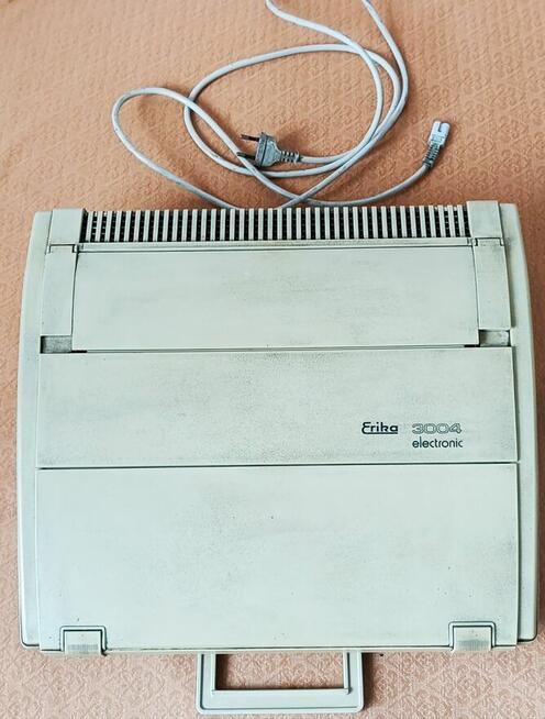 WYPRZEDAMY Elektroniczne sprzęty i różne inne niedrogo...