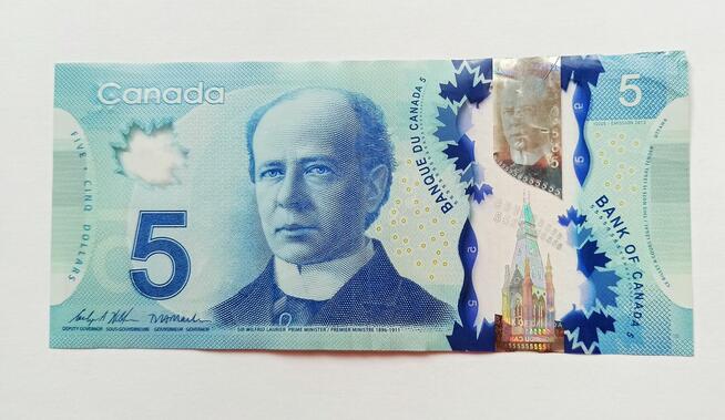 5 $ kanadyjskich 2013 r. banknot polimerowy